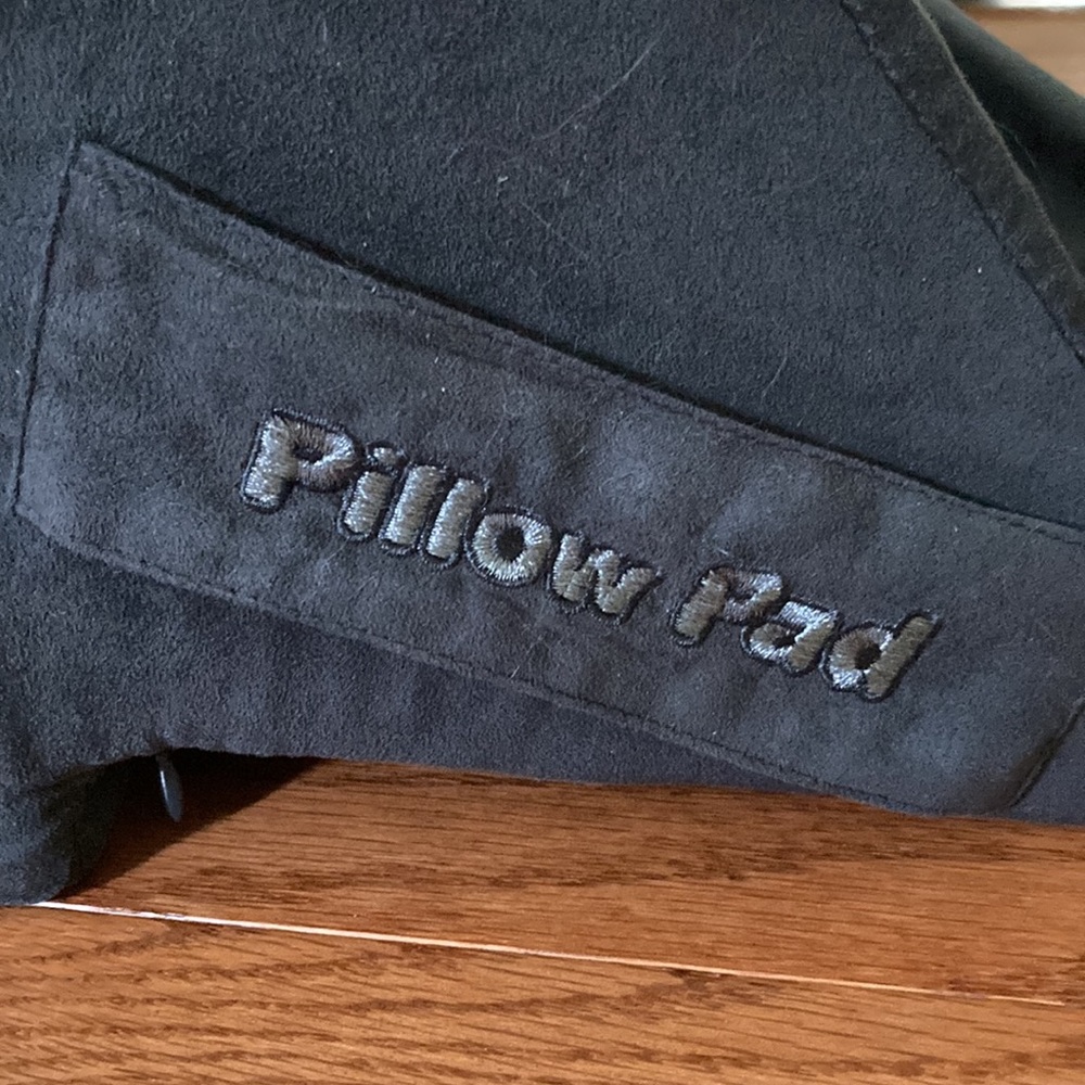 Pillow Pad Laptop/Tablet Stand - Picture 5 of 7